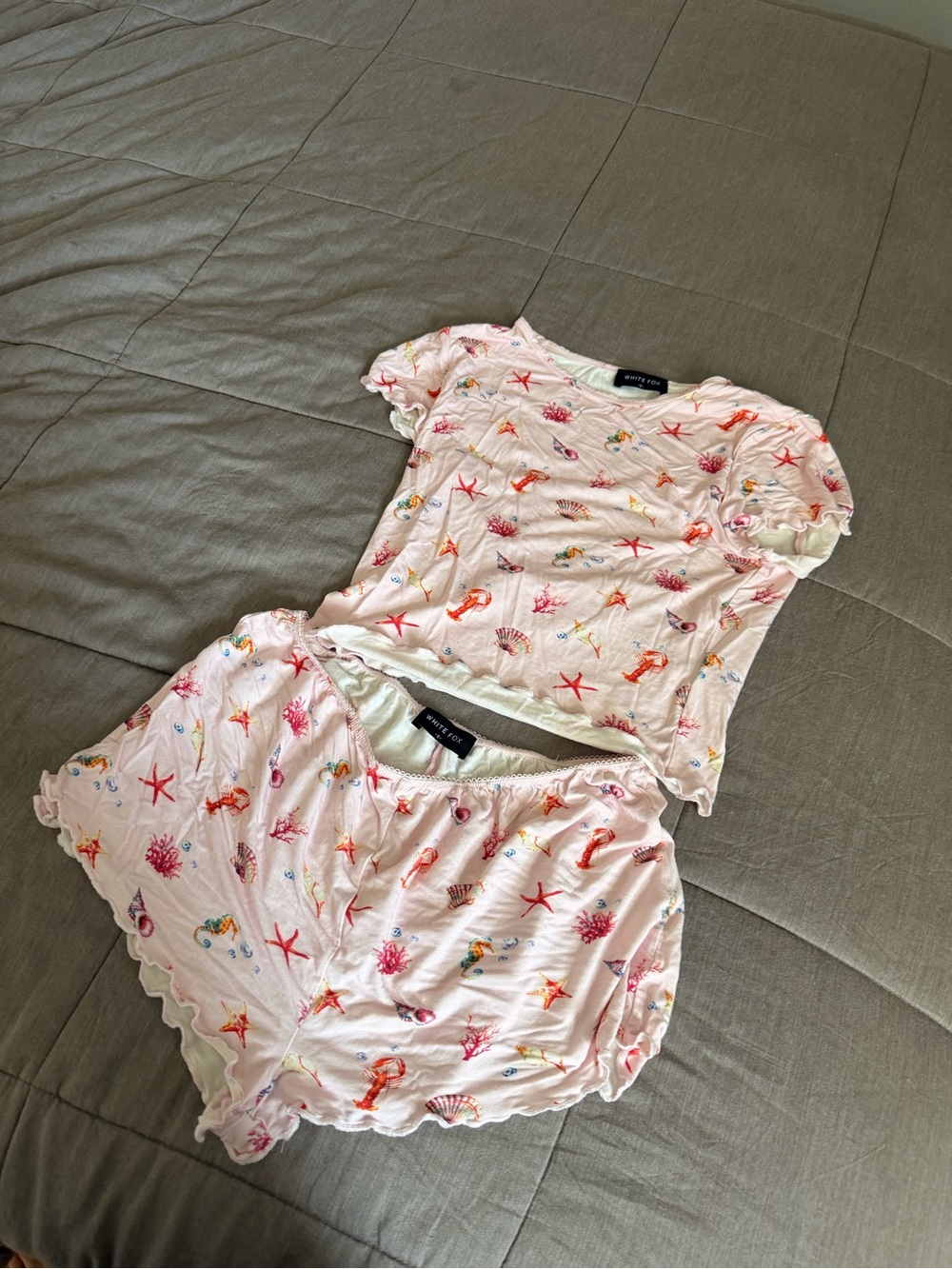 WHITE FOX PJS - Picture 2 of 12